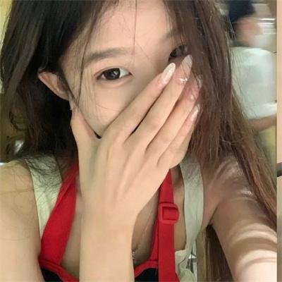 只是陌生人